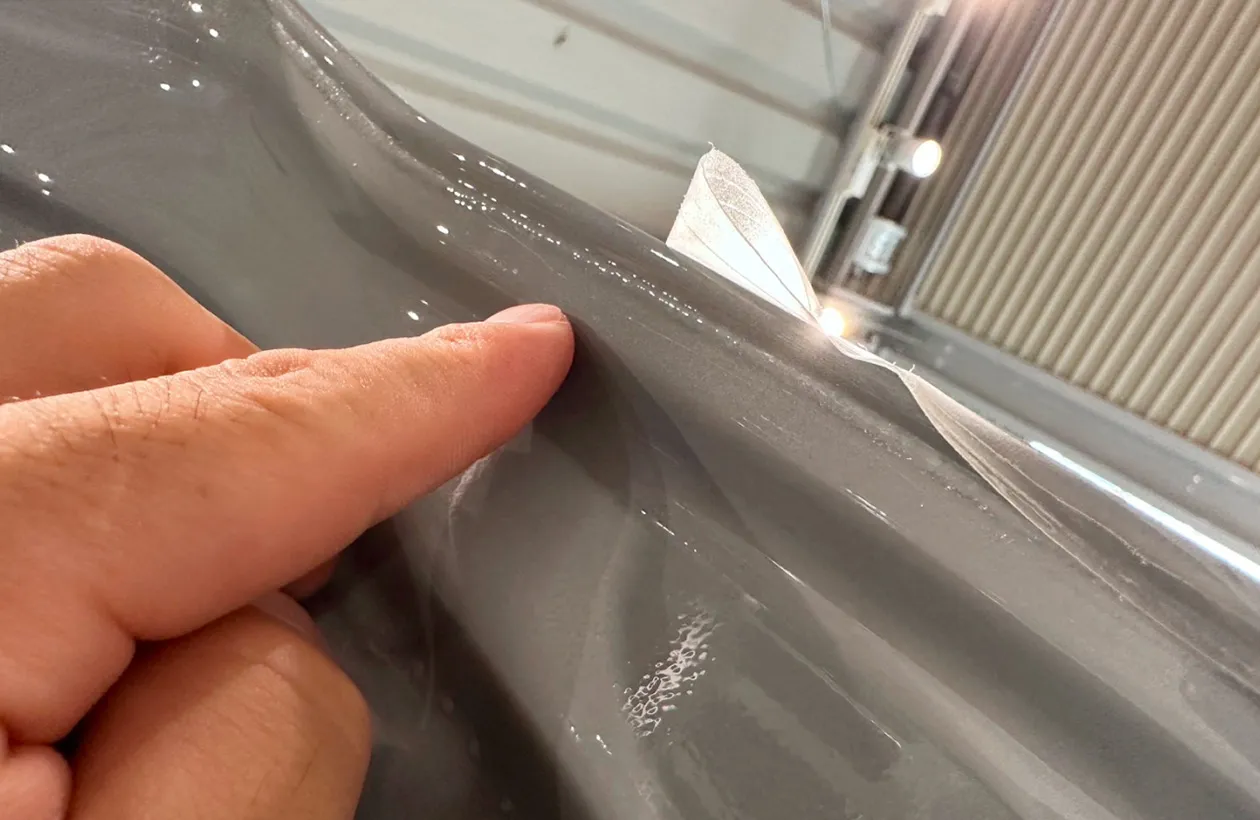 カッター使用された高級車画像5