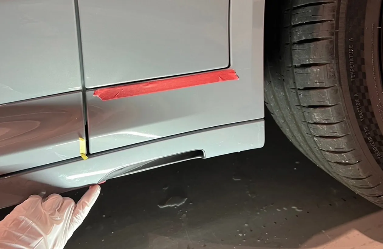 カッター使用された高級車画像8