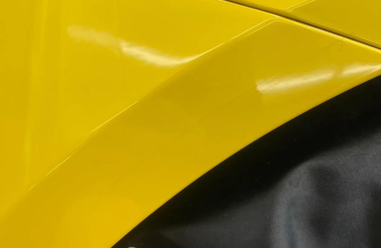 カッター使用された高級車画像3