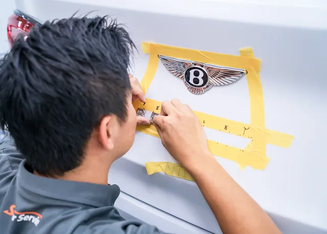 プロテクションフィルム施工とカスタマイズ