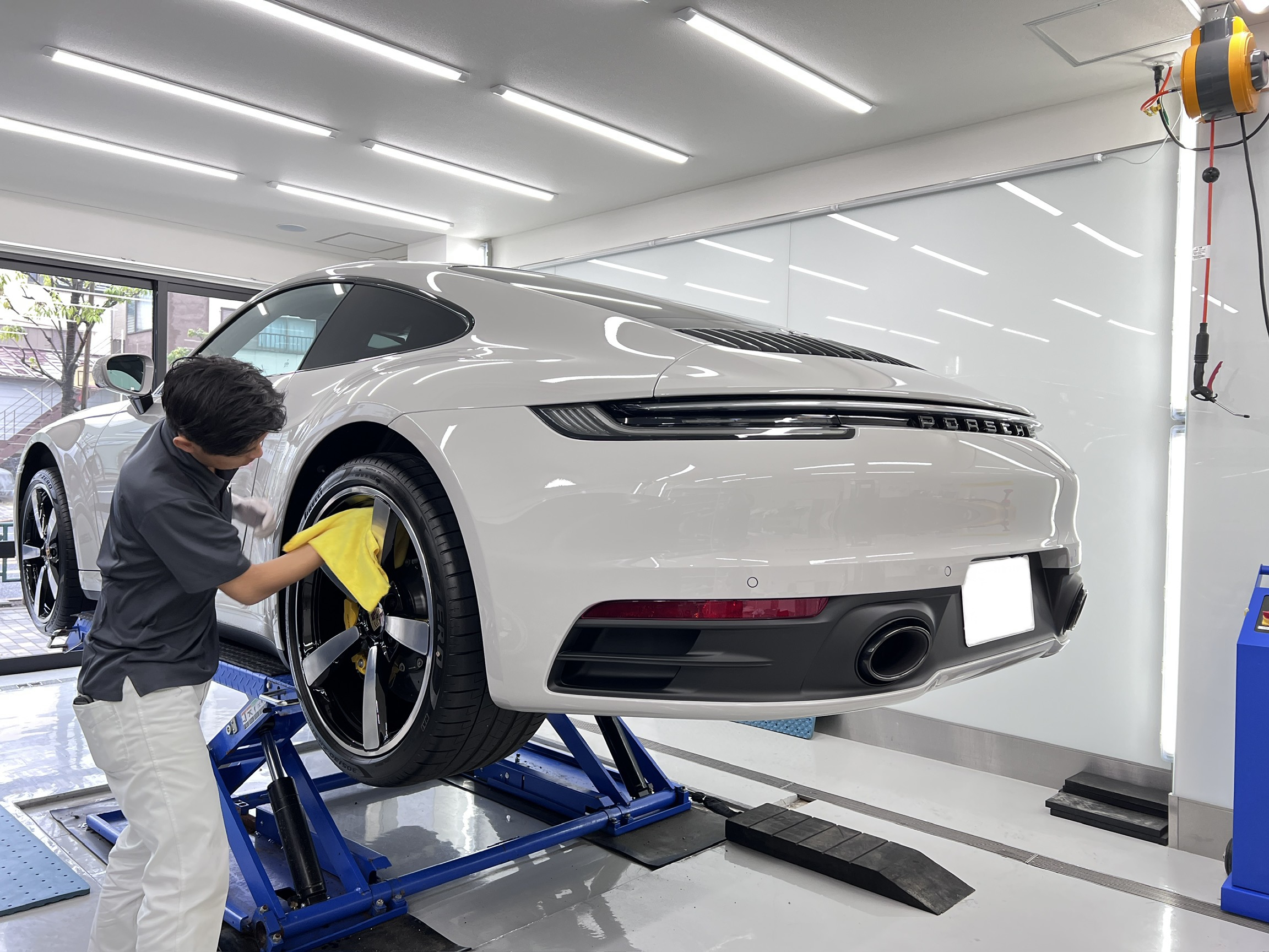 911 carrera S lift up