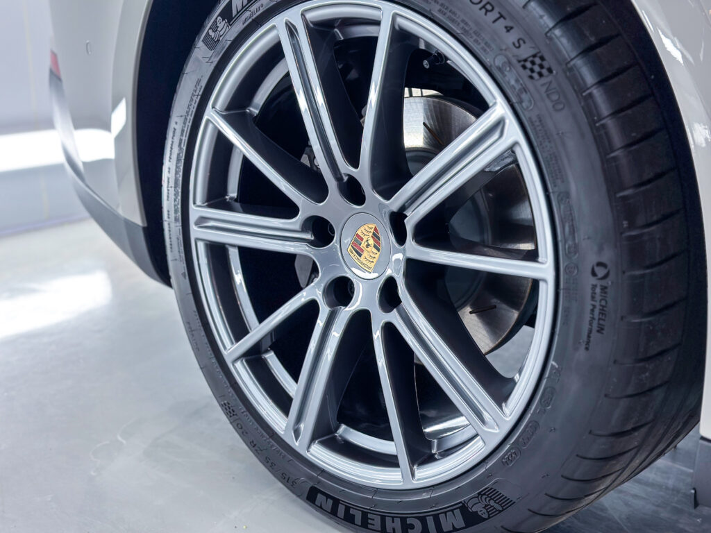 スマートカーサービス_972パナメーラ_cpwheel