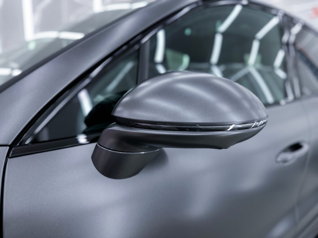 スマートカーサービス_ポルシェ Cayenne S E-Hybrid Coupe_プロテクションフィルム