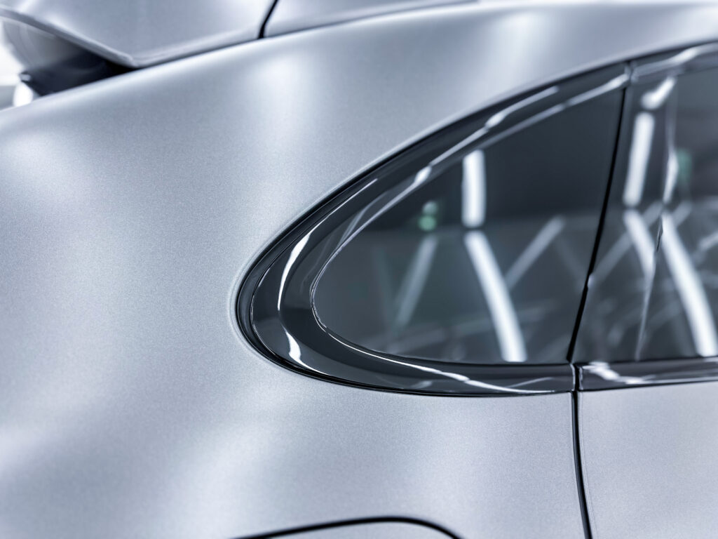 スマートカーサービス_ポルシェ Cayenne S E-Hybrid Coupe_プロテクションフィルム