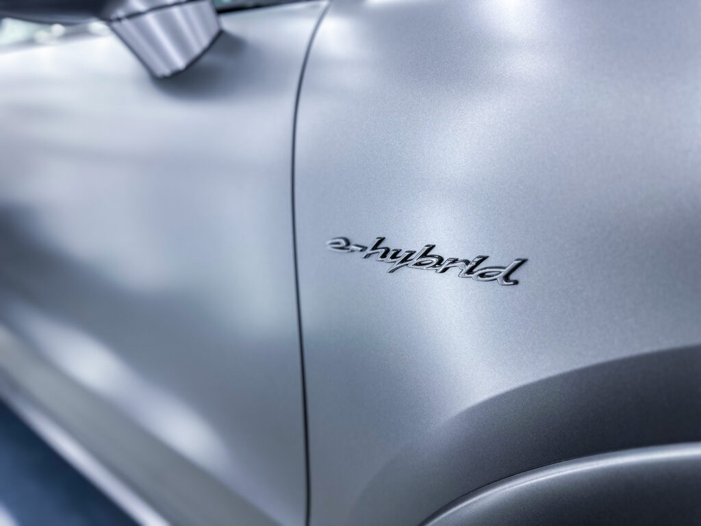 スマートカーサービス_ポルシェ Cayenne S E-Hybrid Coupe_プロテクションフィルム