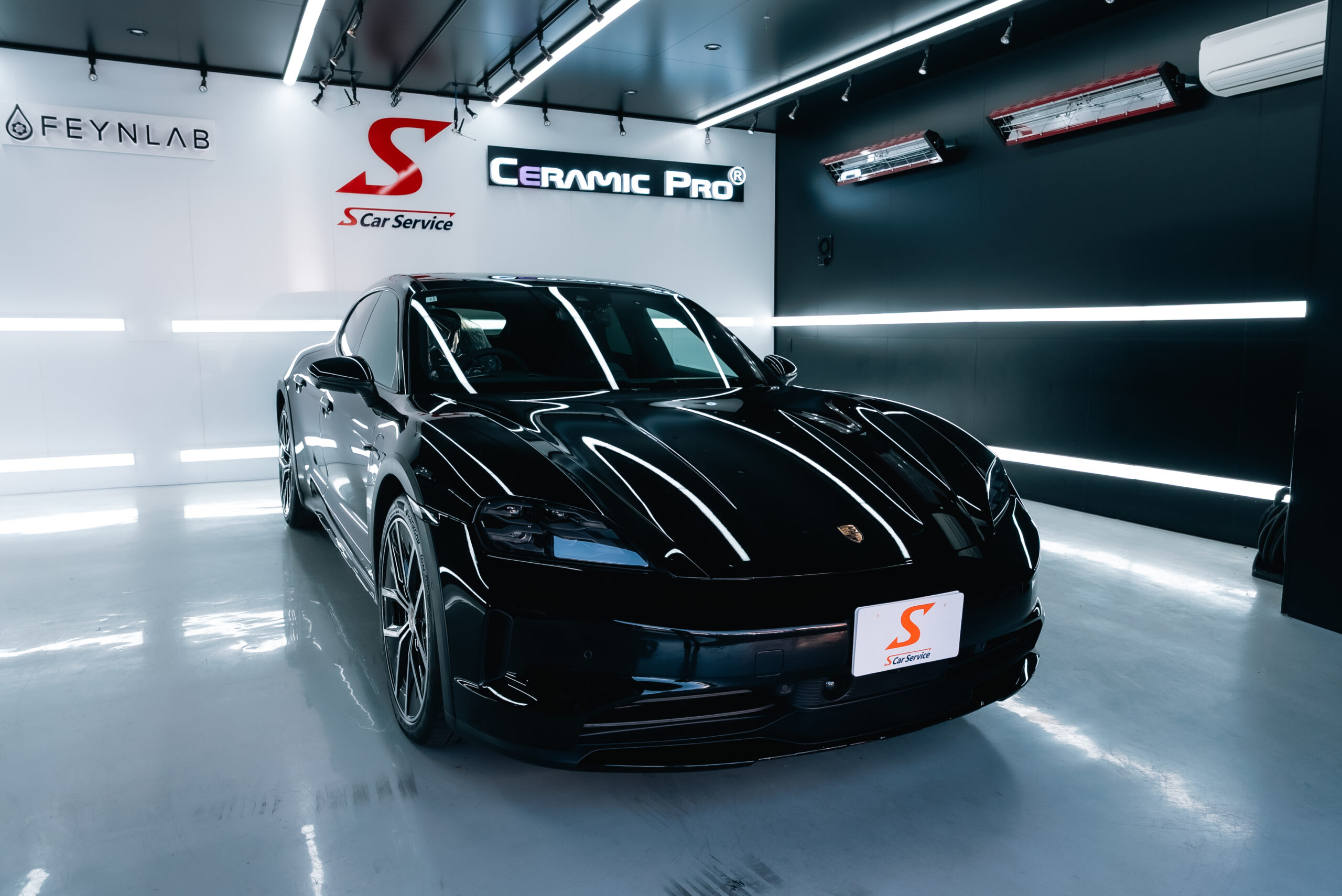 スマートカーサービス_ポルシェ_ タイカン_クロスツーリスモ_プロテクションフィルム
