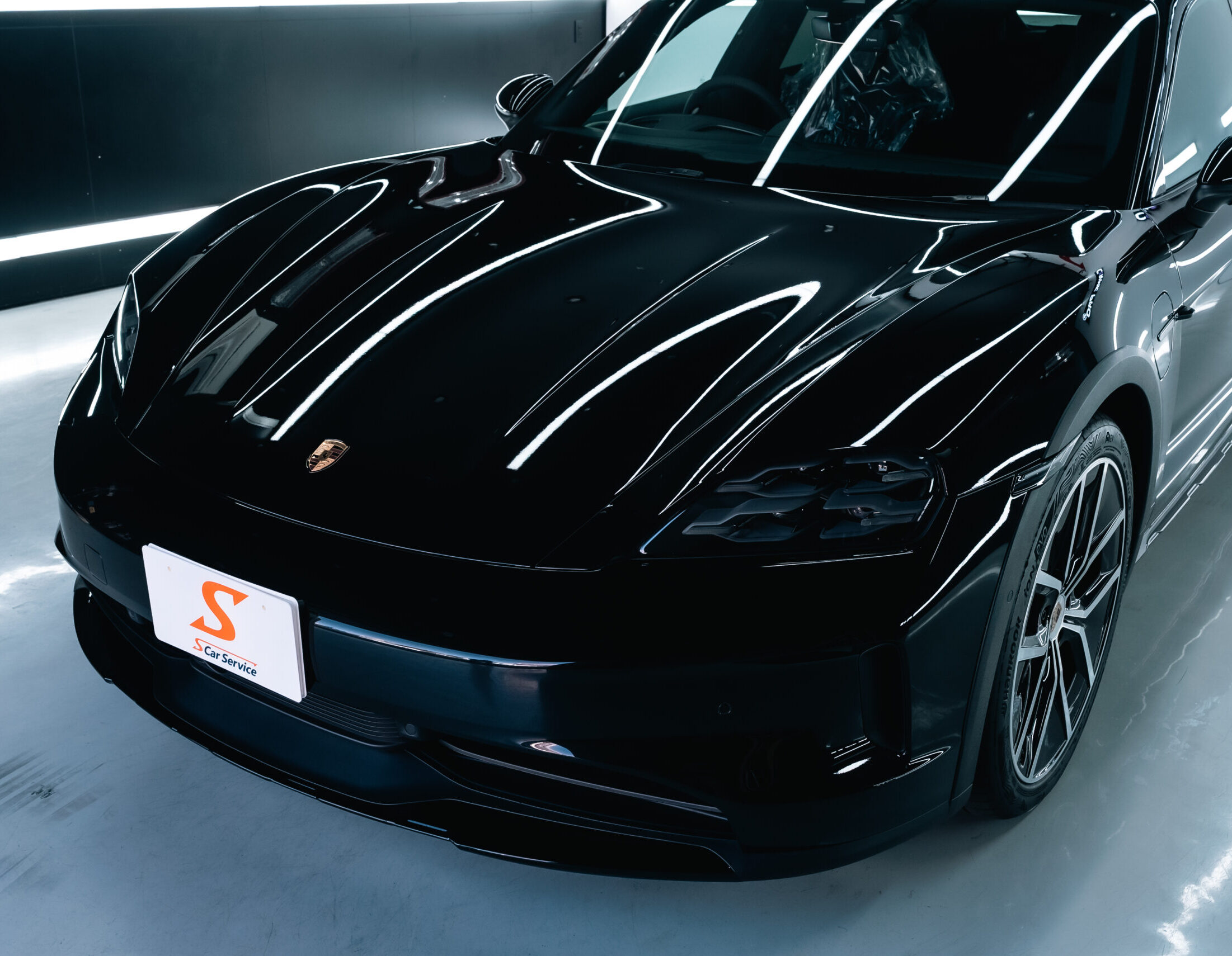 スマートカーサービス_ポルシェ_ タイカン_クロスツーリスモ_プロテクションフィルム
