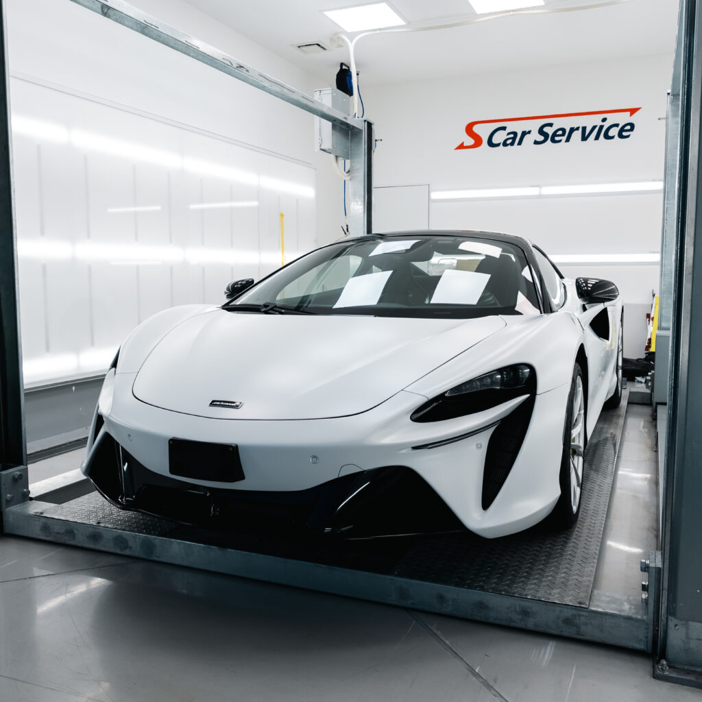 スマートカーサービス_マクラーレン_ ARTURA_プロテクションフィルム