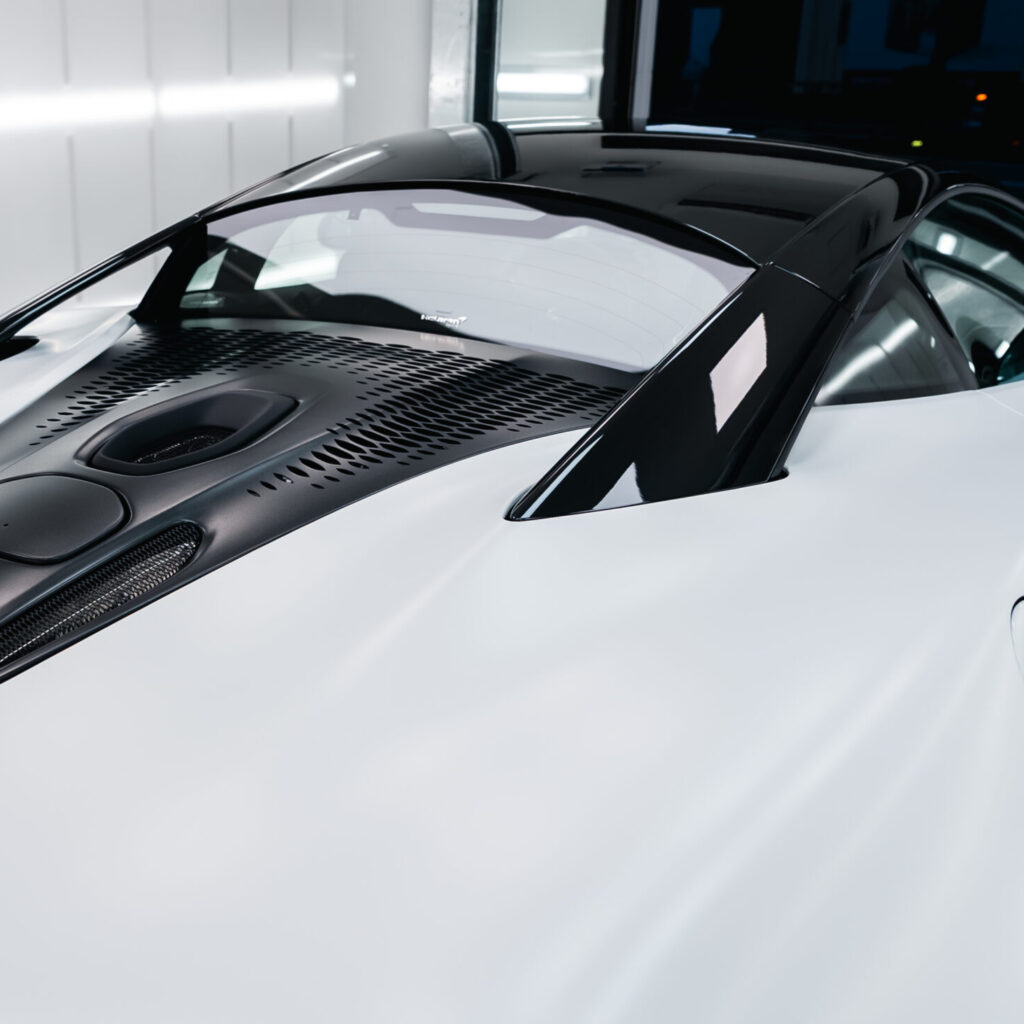 スマートカーサービス_マクラーレン_ ARTURA_プロテクションフィルム