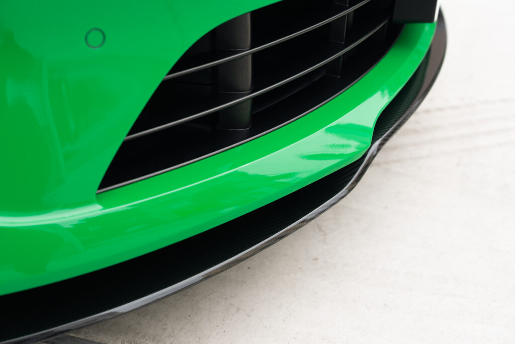 スマートカーサービスで施工したALPINE A110Sのプロテクションフィルム施工後の外観