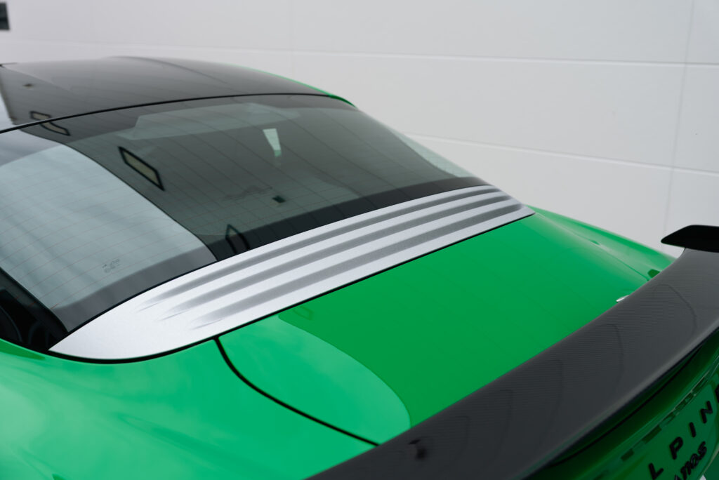 スマートカーサービスで施工したALPINE A110Sのプロテクションフィルム施工後の外観