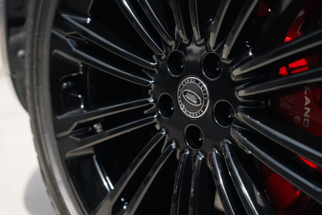 スマートカーサービスで施工したレンジローバーSVのプロテクションフィルム（XPEL STEALTH）外観