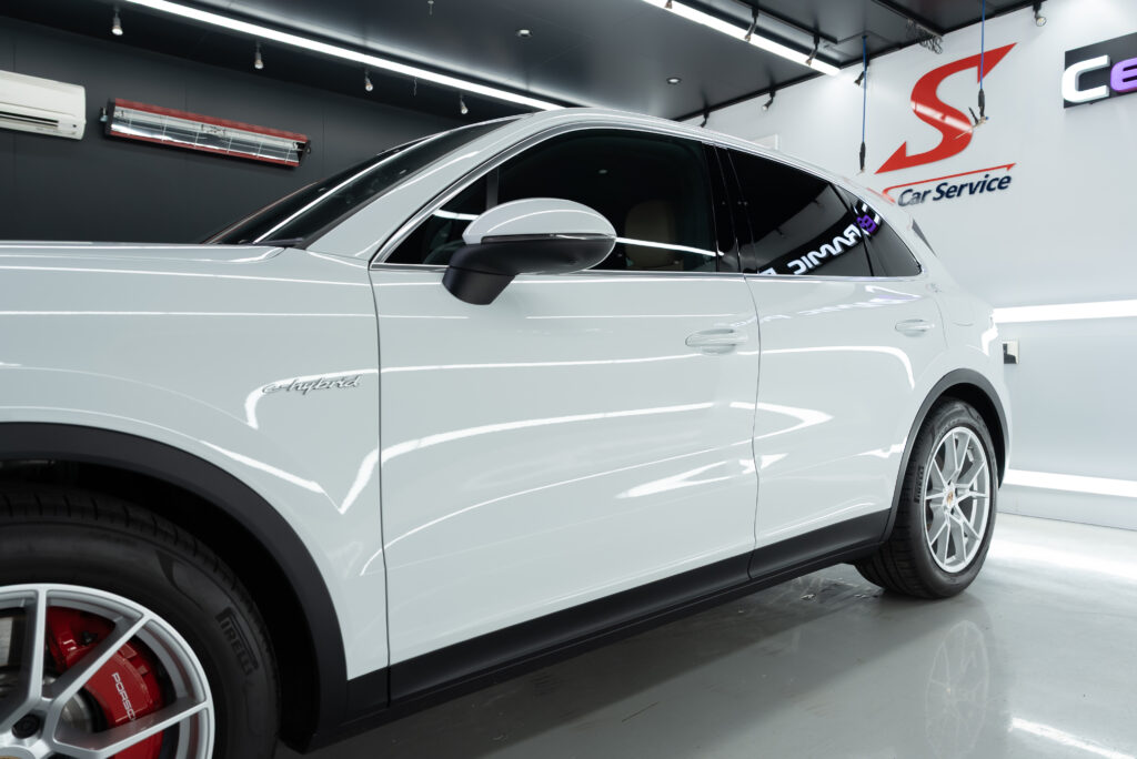 スマートカーサービス_Porsche_Cayenne_プロテクションフィルム_セラミックコーティング